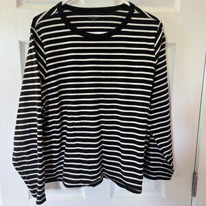 Women's Old Navy, EveryWear Long-Sleeve T-Shirt, Black and White Stripe, XL